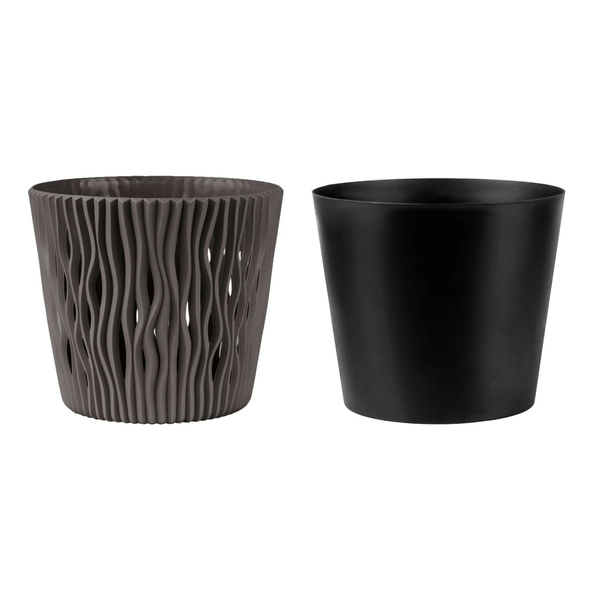 Maceta Redonda De Plastico Sandy Round En Color Gris 15,8 (largo) X 15,8 (ancho) X 13,8 (alto) Cm - Image 3
